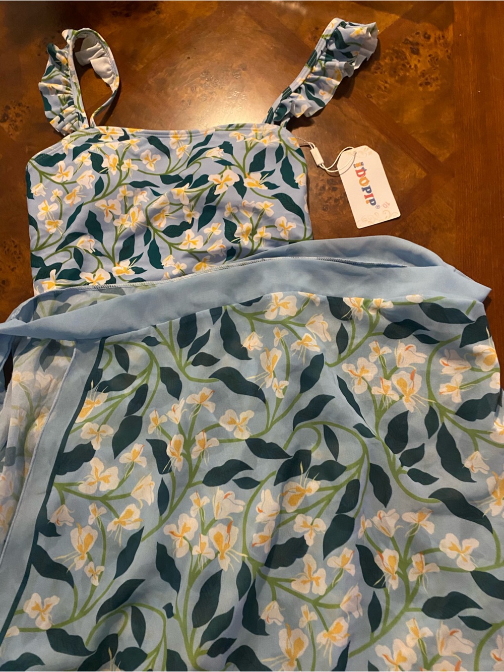 NWT- Floral Ruffle Matching Wrap - Picture 4 of 11